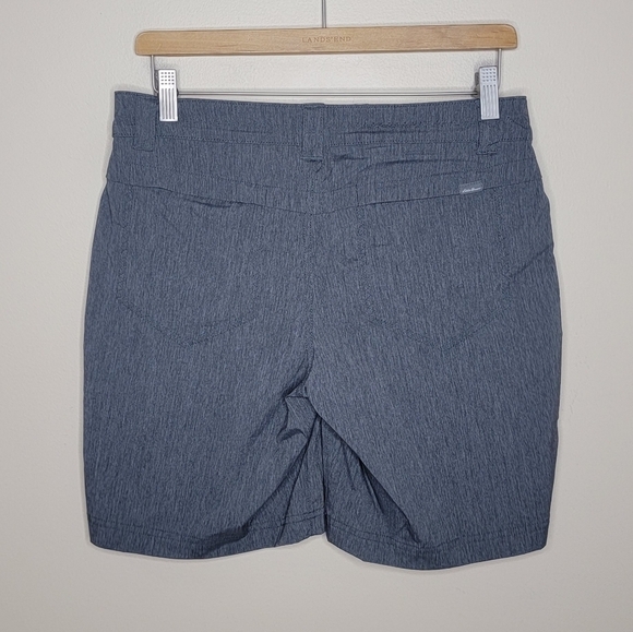 Eddie Bauer | Gray Shorts with Back Zipper Pockets Size 4 - Picture 2 of 5